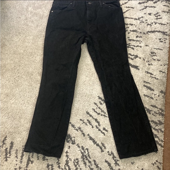 Wrangler Men's Premium Performance Cowboy Cut Regular Fit Jean - Picture 1 of 3